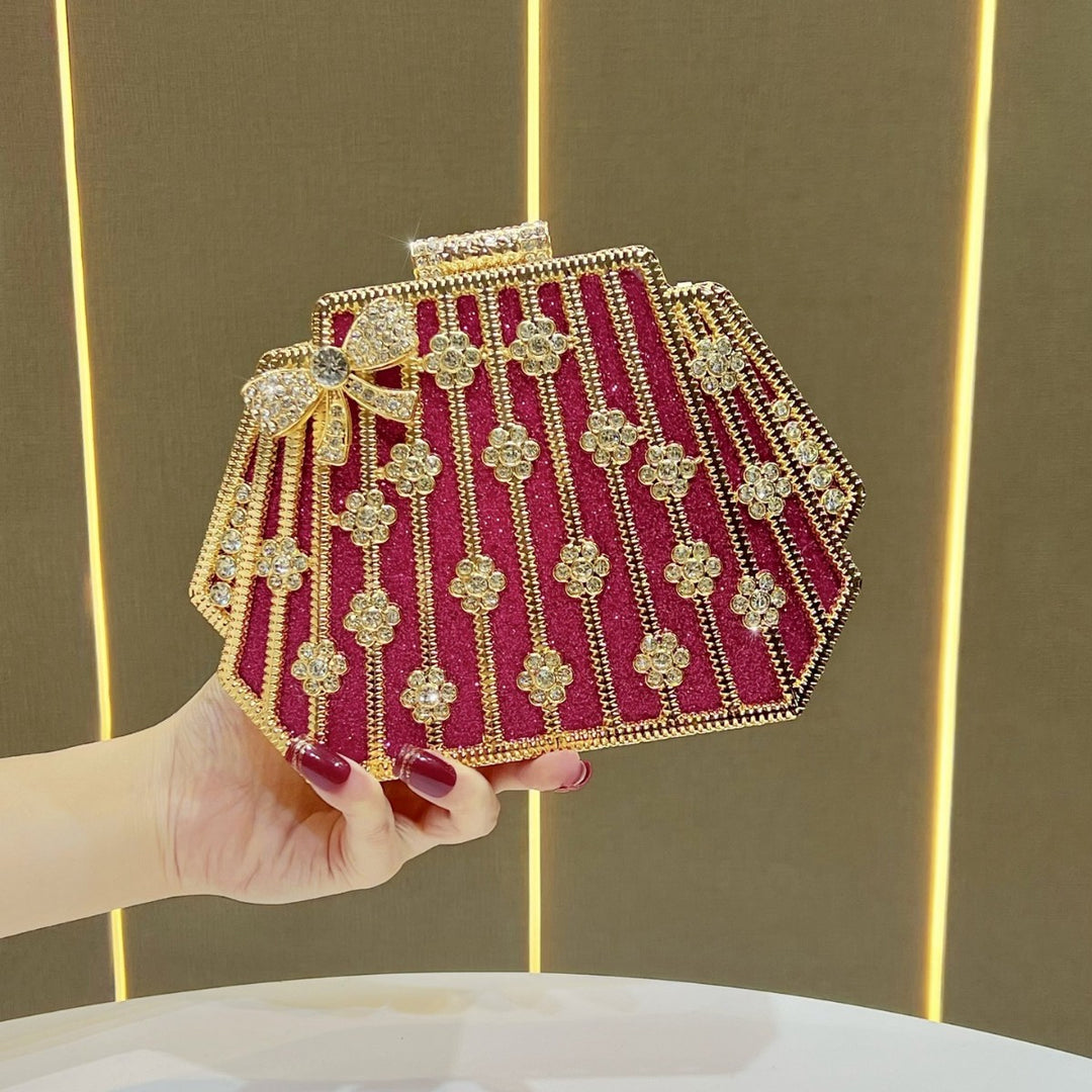 Glamouröse mit Strass verzierte Abend-Clutch