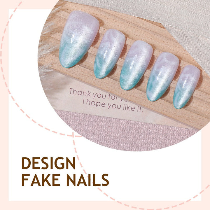 Kunstnagelset mit elegantem Farbverlauf und schimmernden Akzenten Karnz