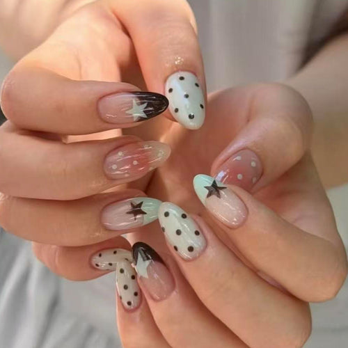 Künstliche Nagelkollektion Karnz