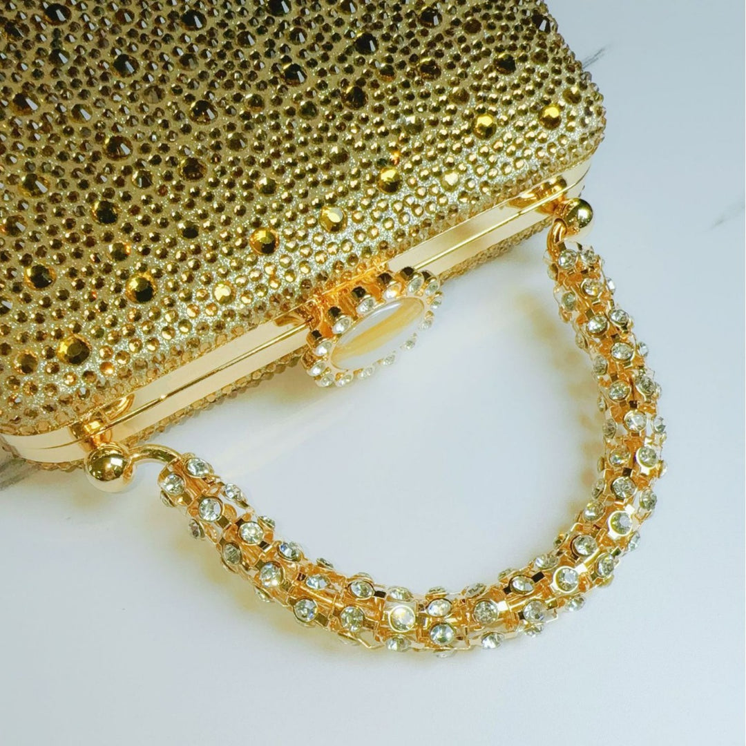 Elegante Handtasche mit Strassverzierungen