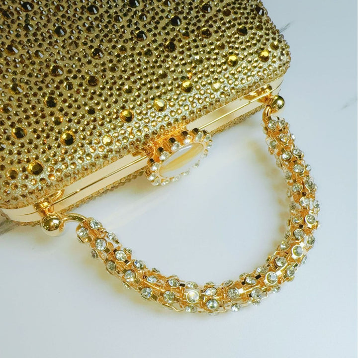 Elegante Handtasche mit Strassverzierungen