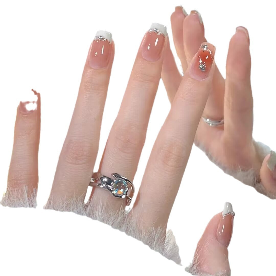 Elegantes Nagelkunstset Karnz
