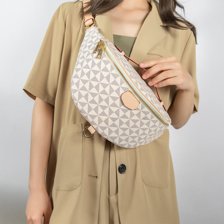 Stylische geometrisch gemusterte Bauchtasche