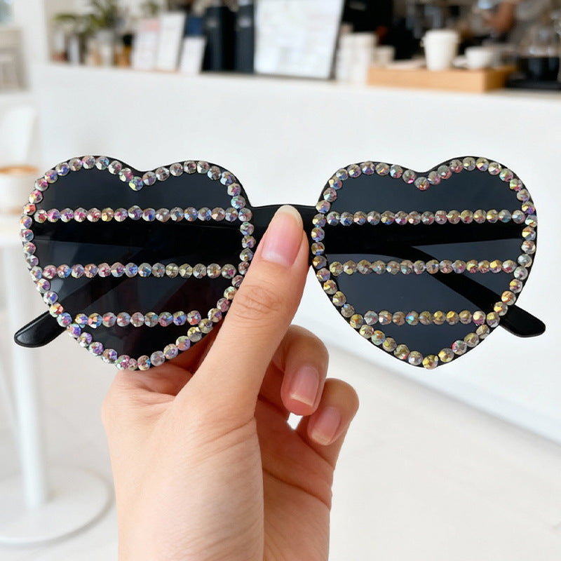 Dekorative Strass-verschönerte herzförmige Sonnenbrille Karnz 1787141270
