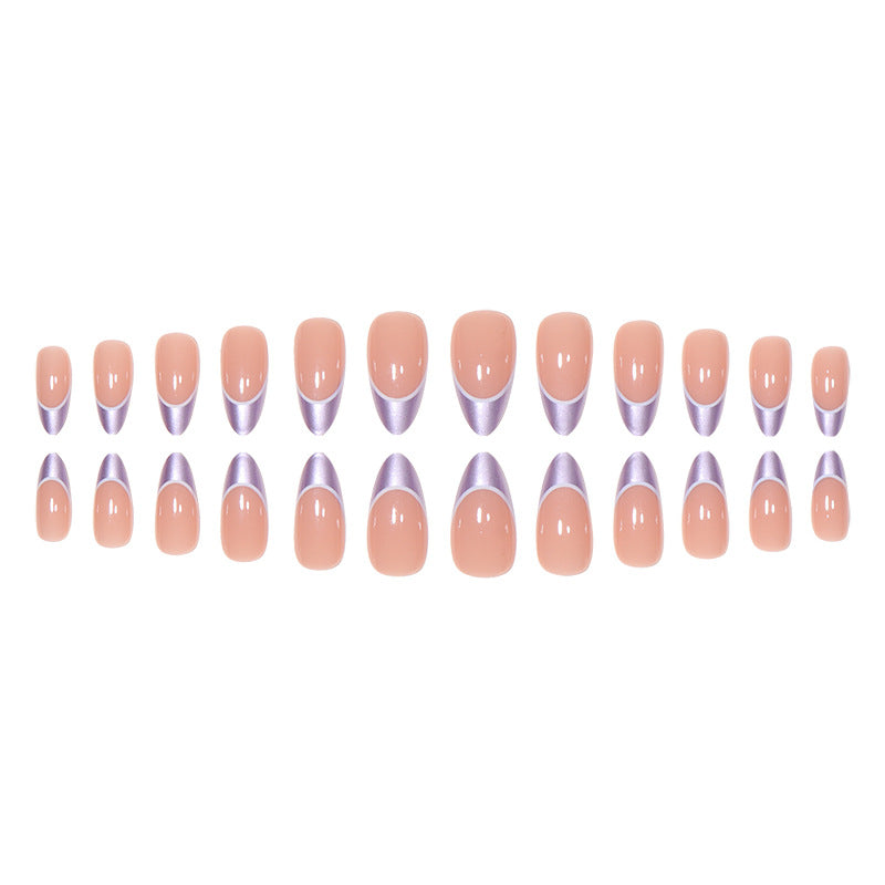 Elegantes Stiletto-Nageldesign Karnz