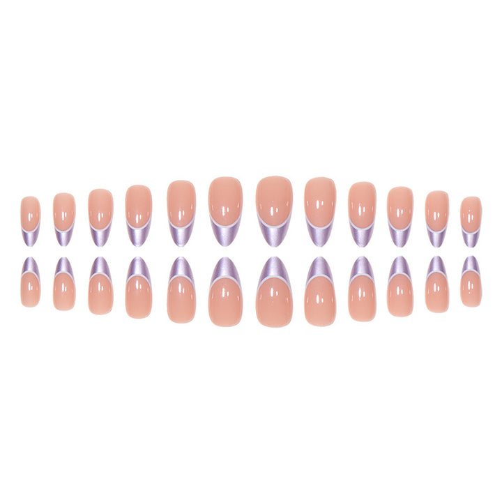 Elegantes Stiletto-Nageldesign Karnz