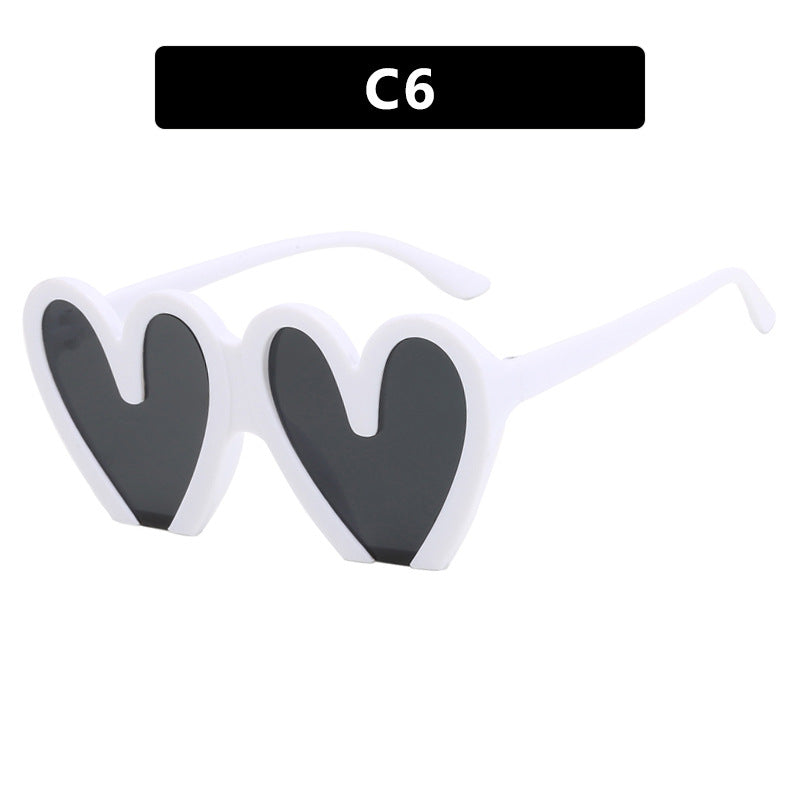 Damen Herzförmige Sonnenbrille mit robustem Kunststoffrahmen und UV-Schutz Karnz