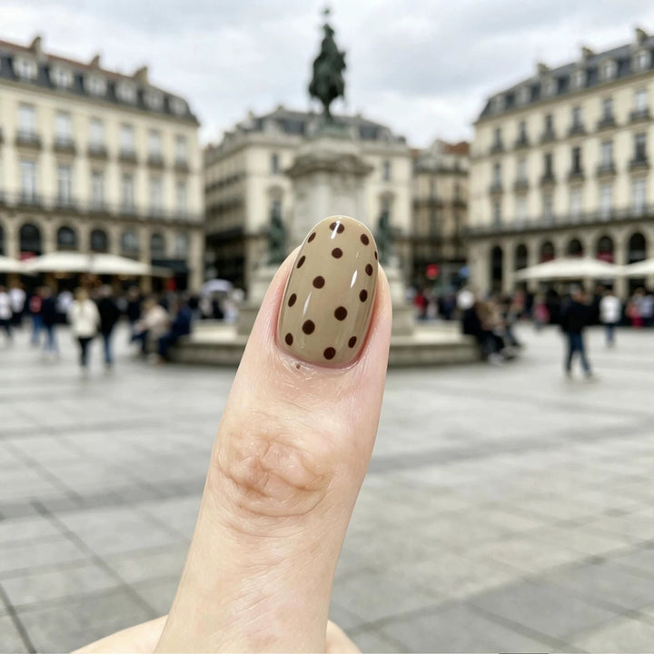 Künstlerisches Nageldesign