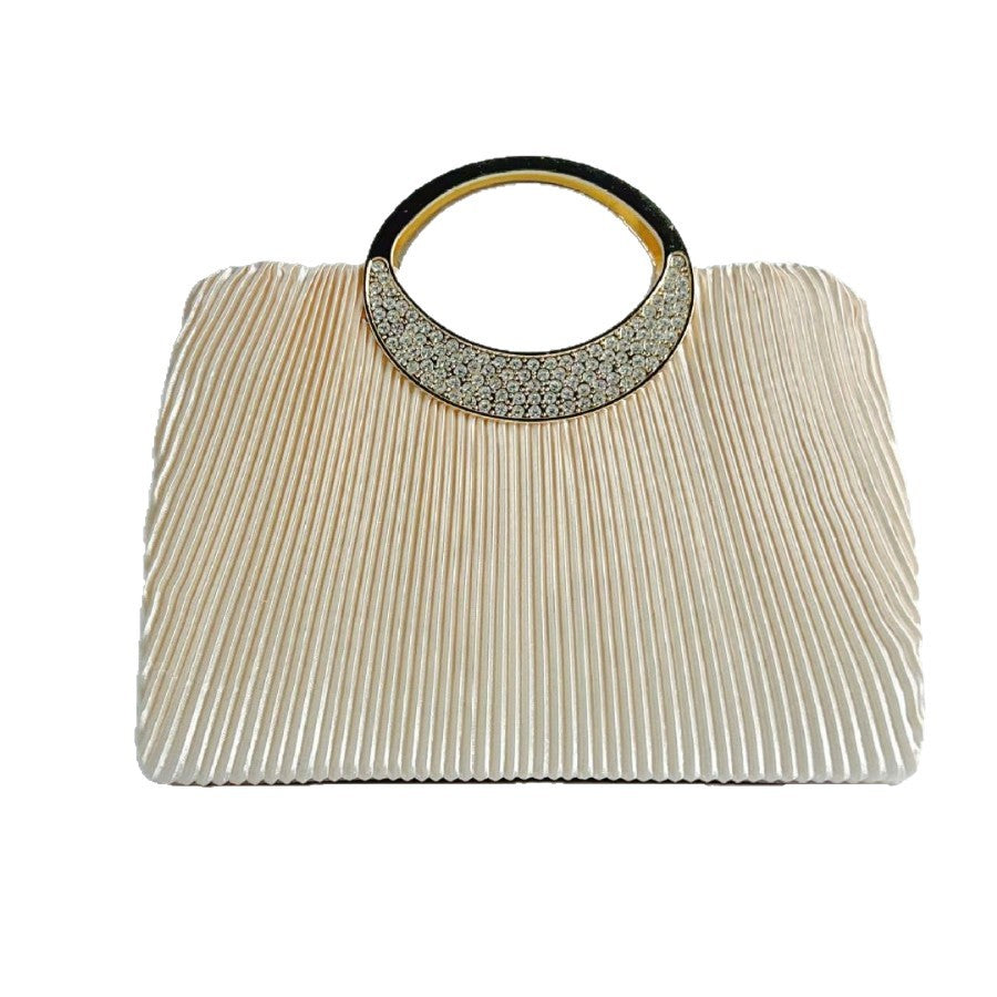 Elegante Falten Abendausschank