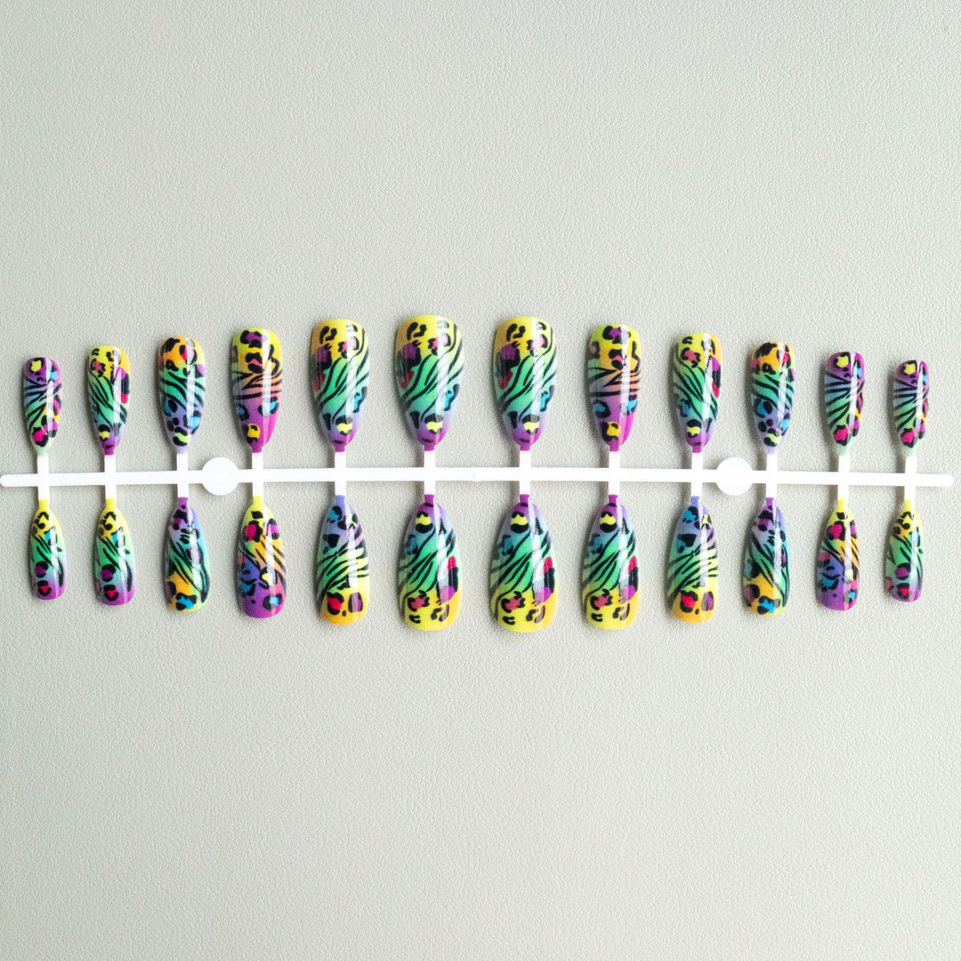 Wildtier Druck Nagelkunst
