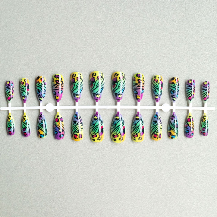Wildtier Druck Nagelkunst
