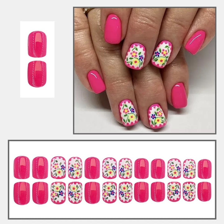 Handgemachtes Nageldesign Karnz