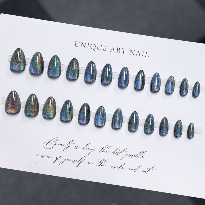 Elegante Stiletto Press-On Nägel mit holografischem Finish