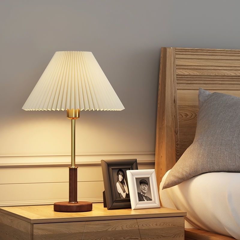 Elegante gefaltete Schirm-Tischlampe