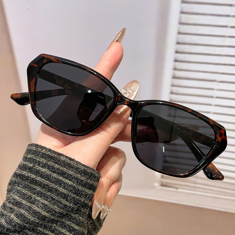 Damen modische Cat-Eye Sonnenbrille Karnz