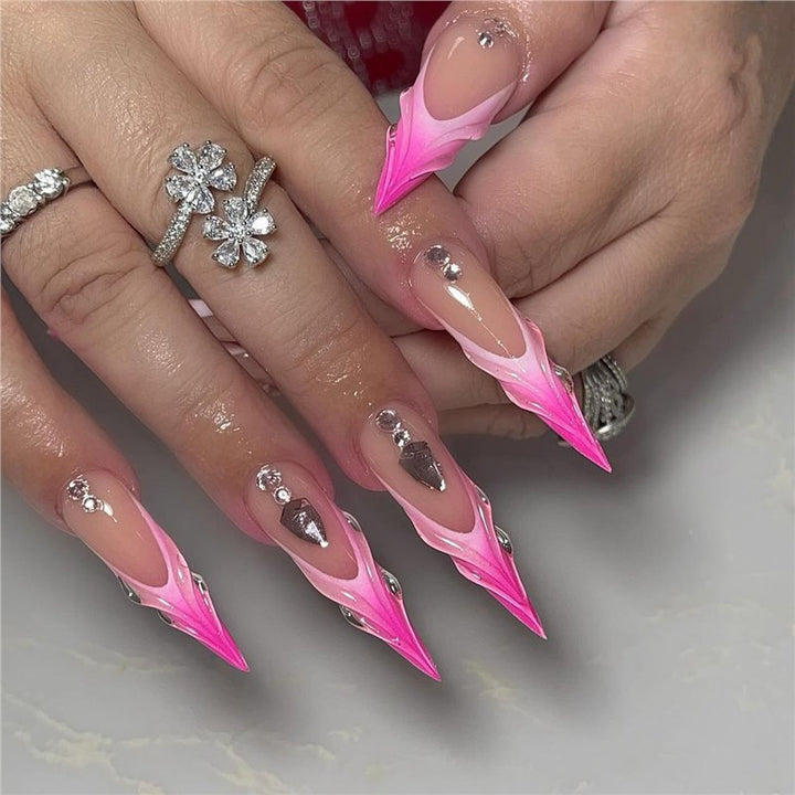 Stiletto Press-On Nagelverlängerungen mit Strass-Akzenten Karnz