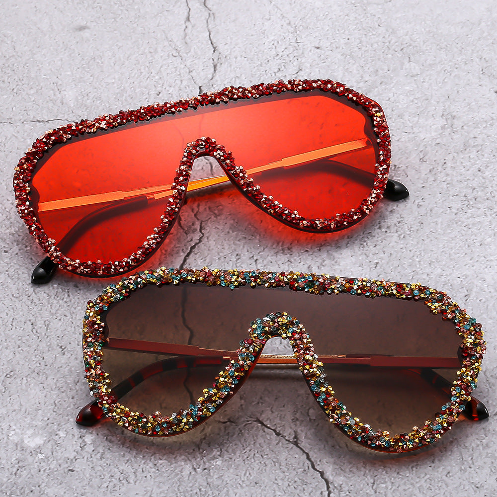 Damen extravagante Oversized-Sonnenbrille mit Glamour-Rahmen Karnz