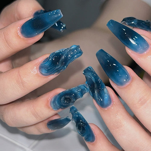 Künstlerische Swirl Press-On Nagelverlängerungen Karnz
