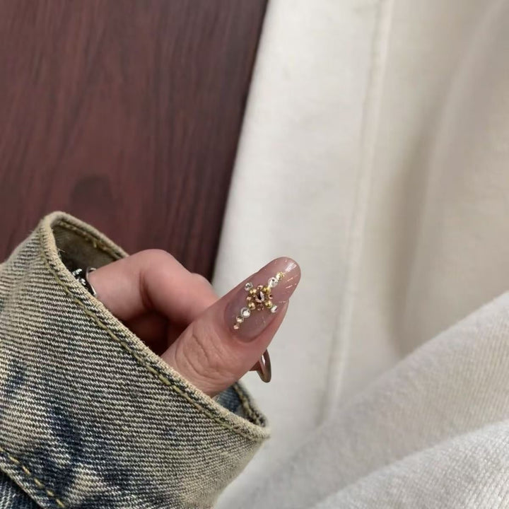 Trendy Press-On Nagelkunst Karnz