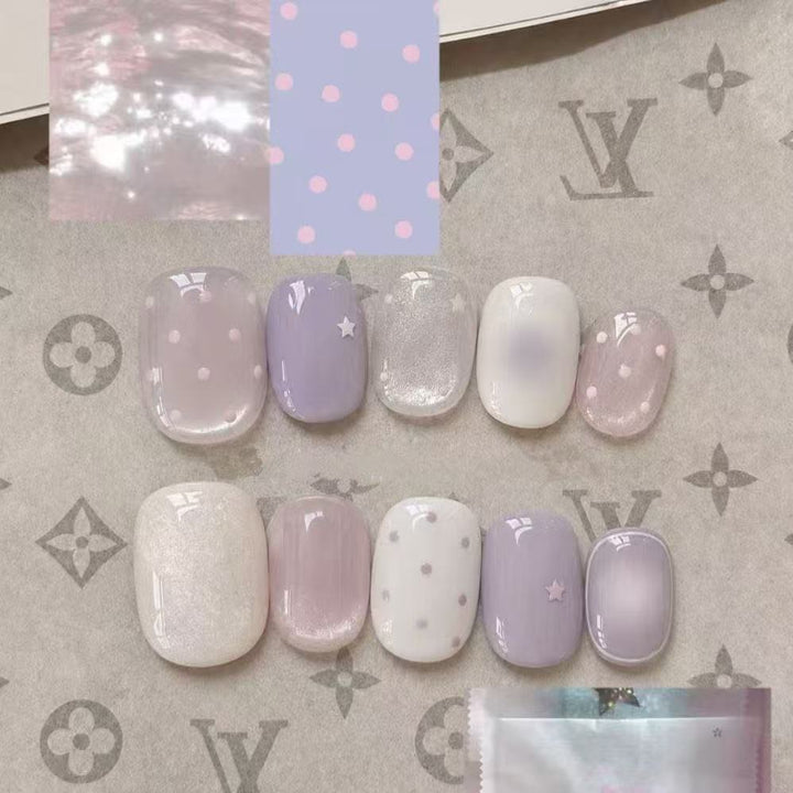 Elegantes Press-On-Nagelkunst-Set mit Schleife und Punkten Karnz