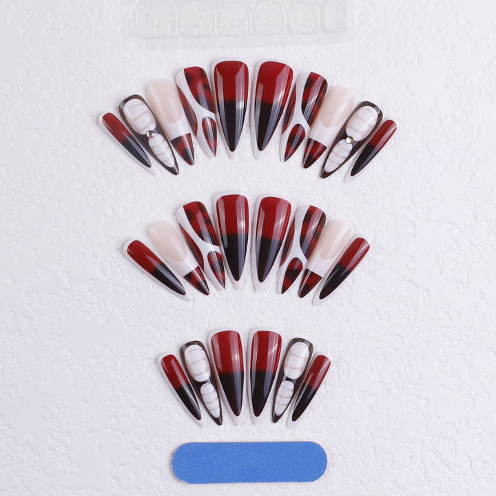 Künstlerische Stiletto-Nagelverlängerungen