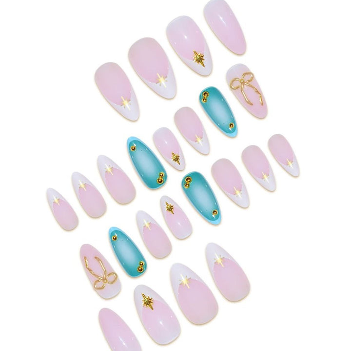 Glamouröse Stiletto-Nagelerweiterungen Karnz