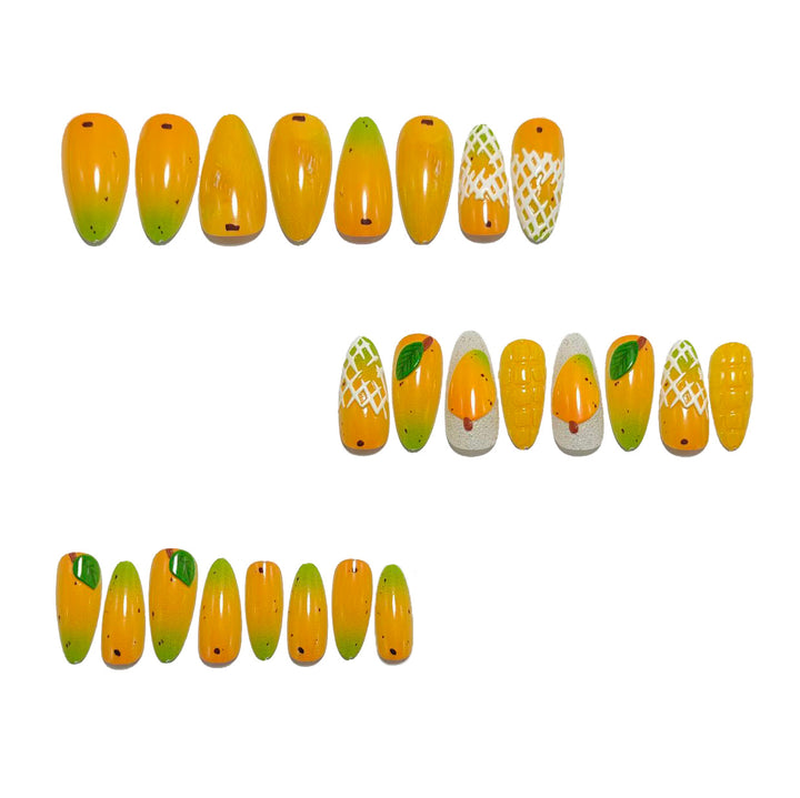 Kreative Kunstnägel mit Buntem Mango-Design Karnz