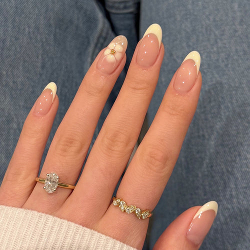 Elegante florale Nagelkunst Press-On Nägel Karnz