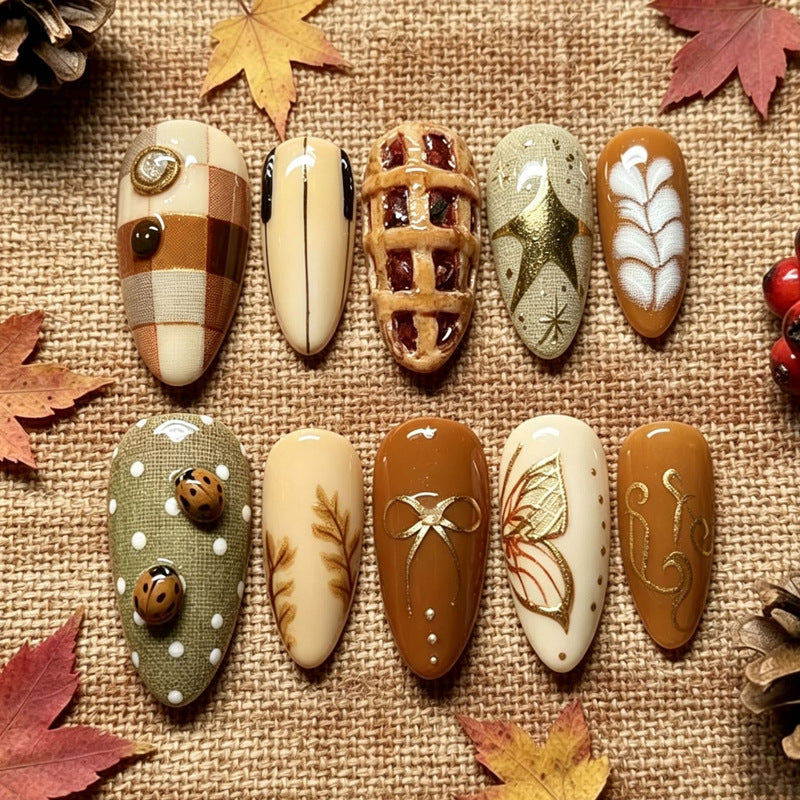 Kreatives Nageldesign Karnz