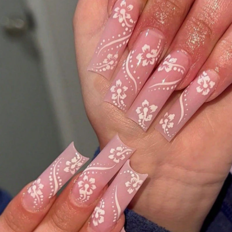 Künstlerische florale Ombre-Nagelspitzen Karnz