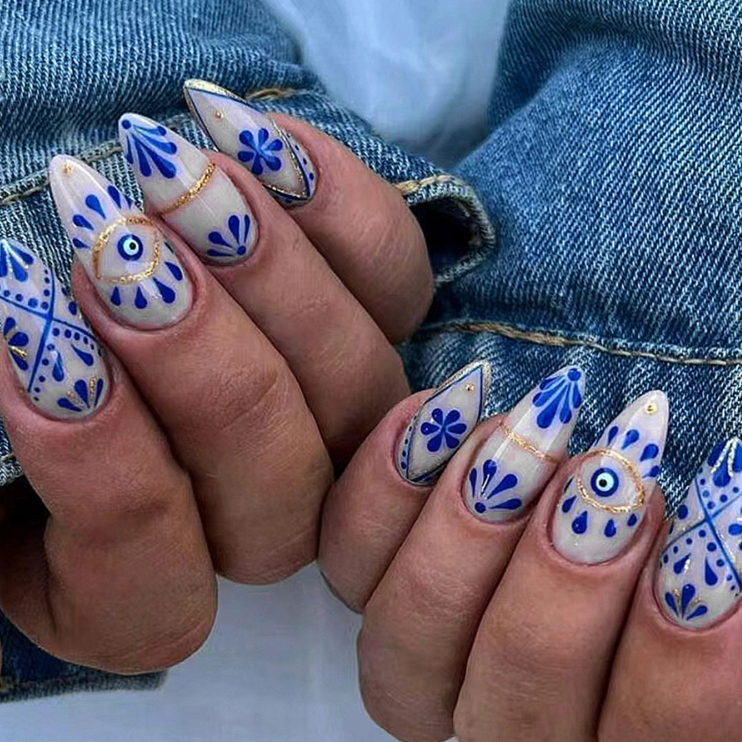 Kunstvolles Nageldesign Karnz