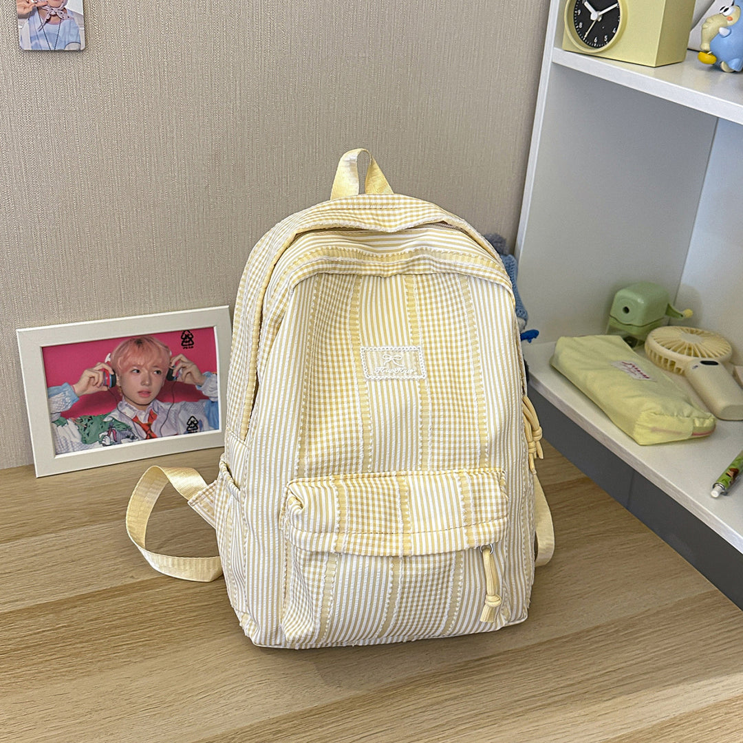 Lässiger gestreifter Rucksack