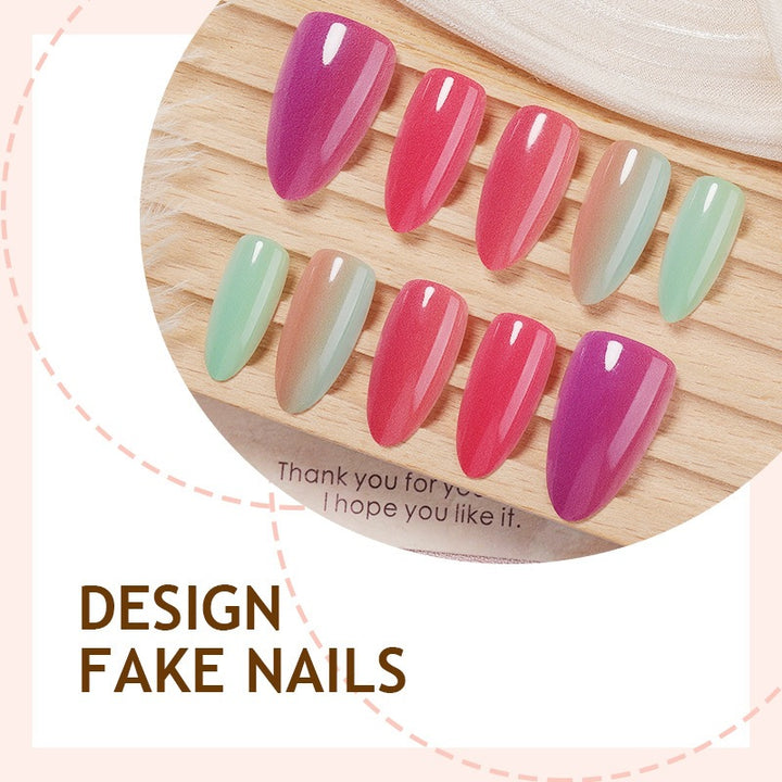 Kunstnagelset mit verschiedenen eleganten Formen Karnz
