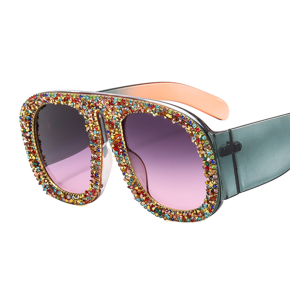 Damen auffällige Sonnenbrille mit Kristallverzierung Karnz
