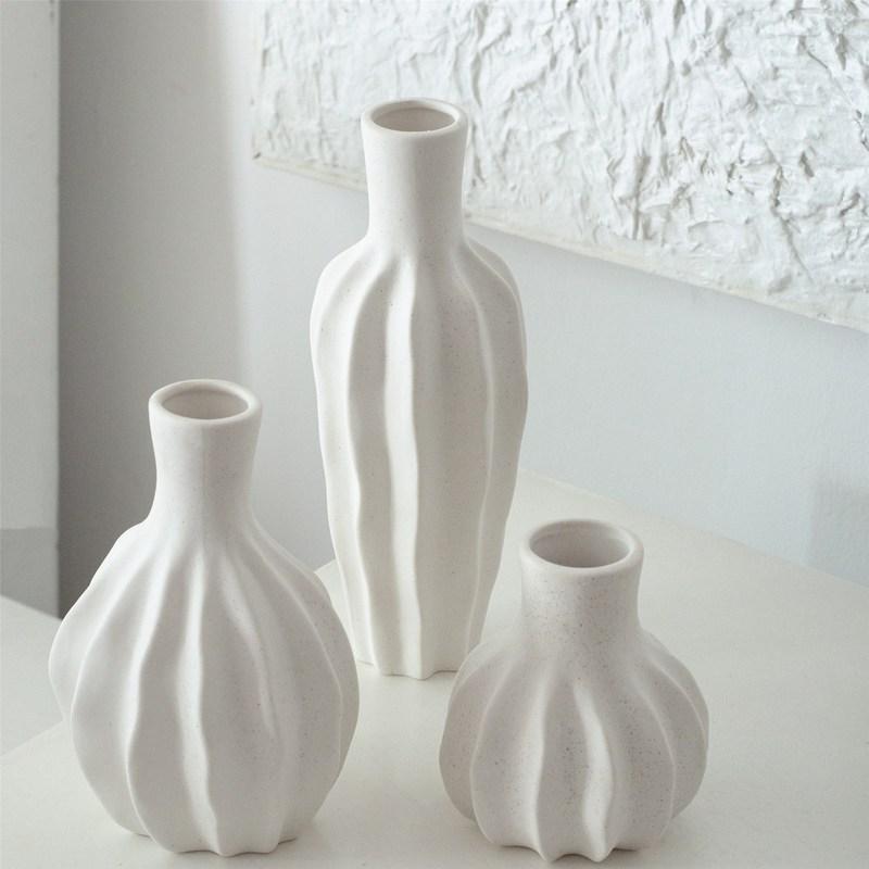 Strukturierte Keramische Dekorative Vase