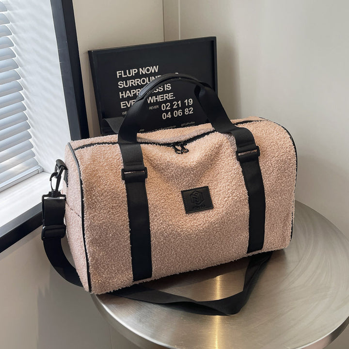 Gemütliche fleecegefütterte Reisetasche Karnz