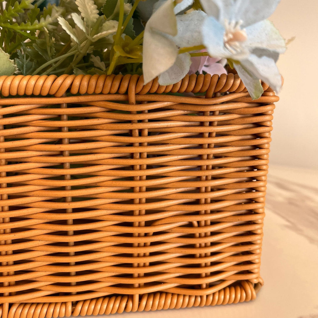 Handgewebter dekorativer Blumenkorb Karnz