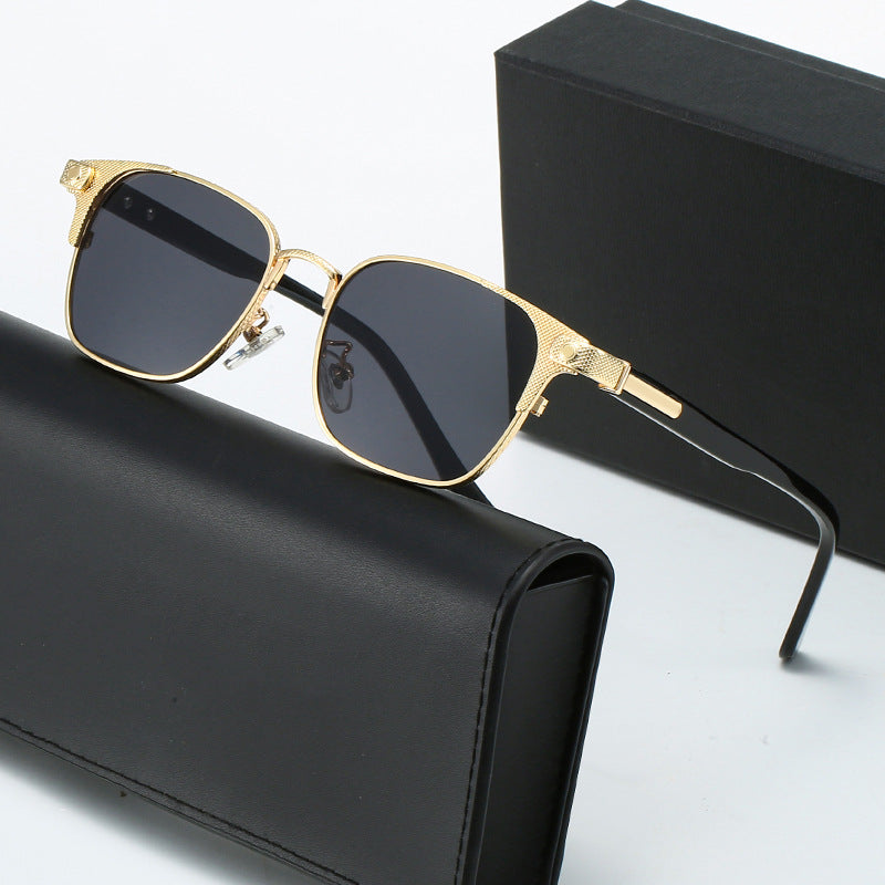 Damen modische Korrektionsbrille mit filigranem Metallrahmen Karnz