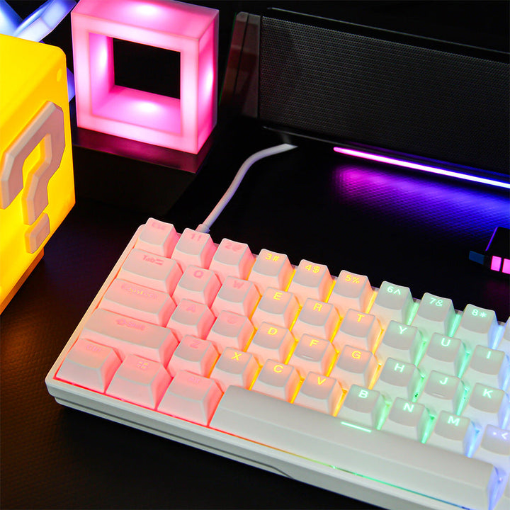 Kompakte RGB mechanische Tastatur mit anpassbaren Tasten Karnz