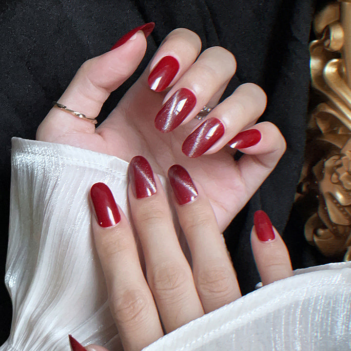 Glamouröse künstliche Fingernägel mit Glanz und Glittereffekt Karnz
