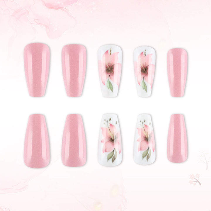 Florales Design Press-On Nagelkunst Set Karnz