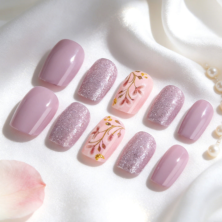 Floral Eleganz Nagelkunst Set Karnz