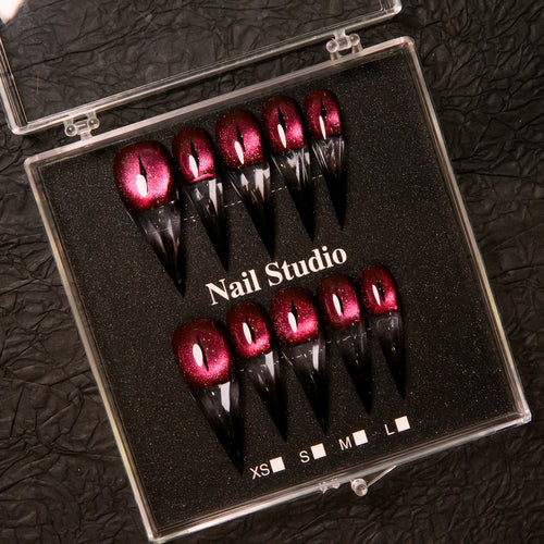 Glamorous Press-On Nail Tips