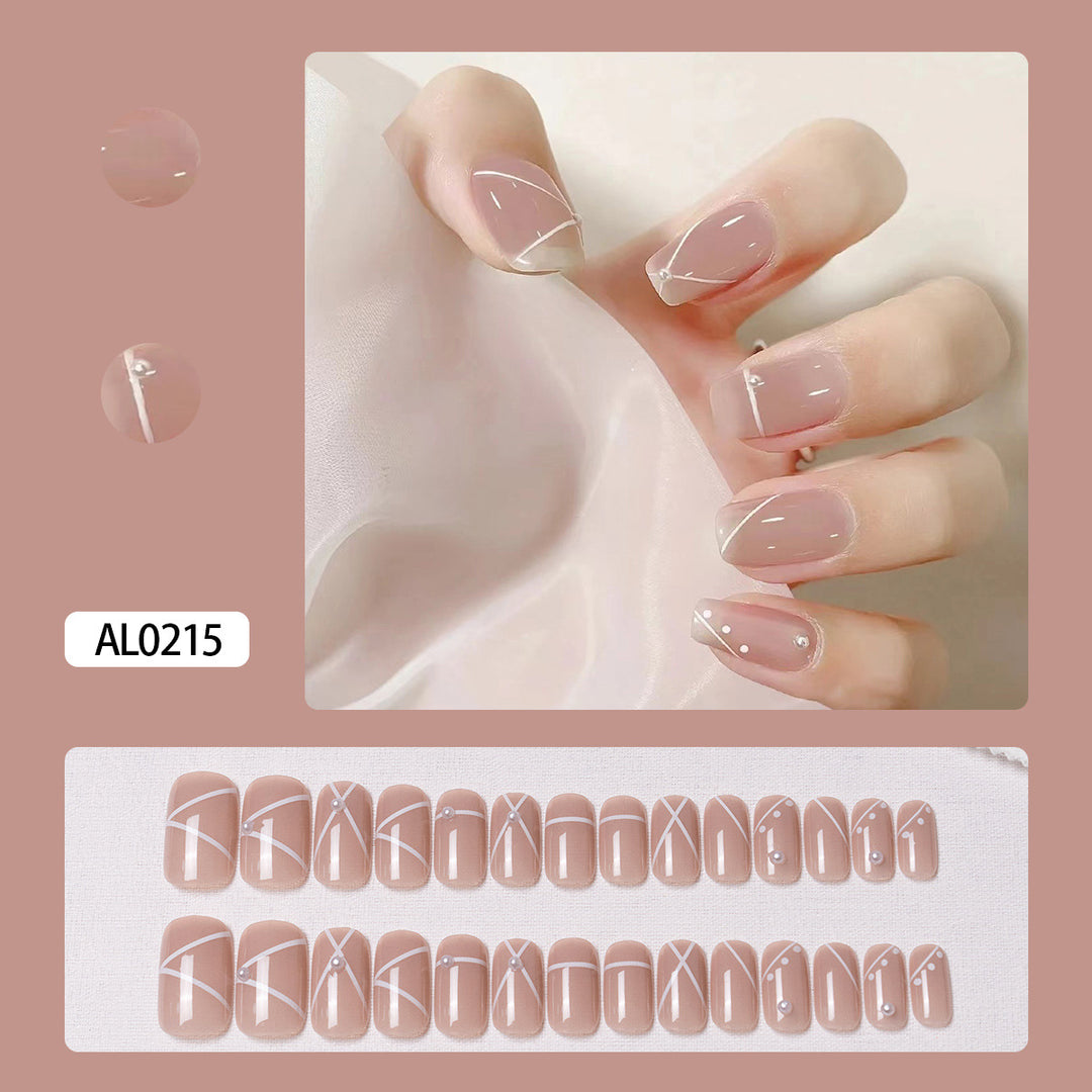 Eleganter dekorativer Press-On-Nagelset