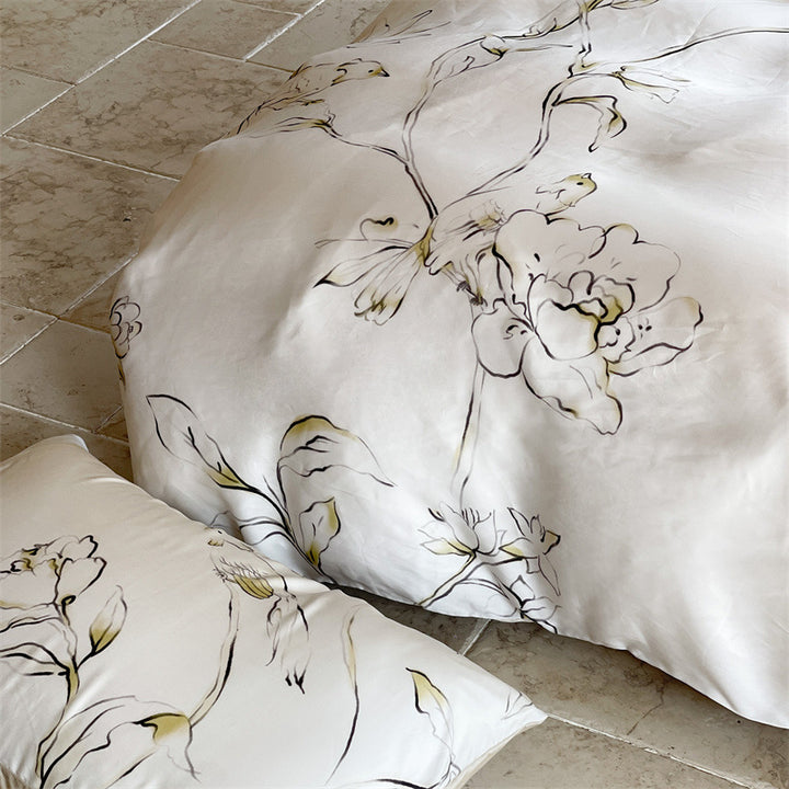 Satin-Bettwäschegarnitur mit floralem Print und Volant