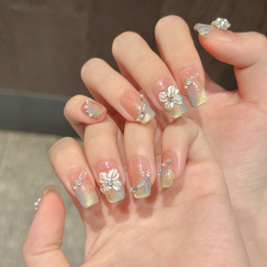 Stunning 3D Floral Press-On Nagelkunst Set