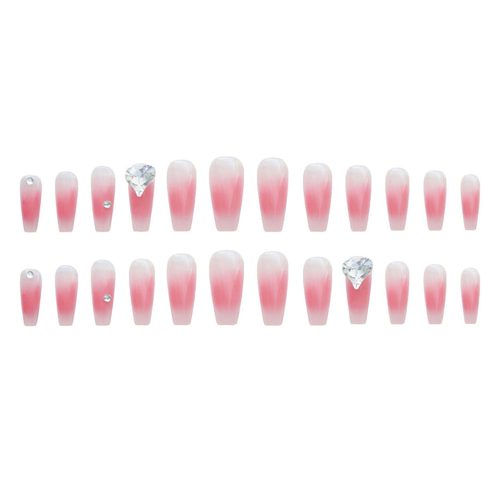 Glamorous Herz-verzierte Press-On Nagelkunst