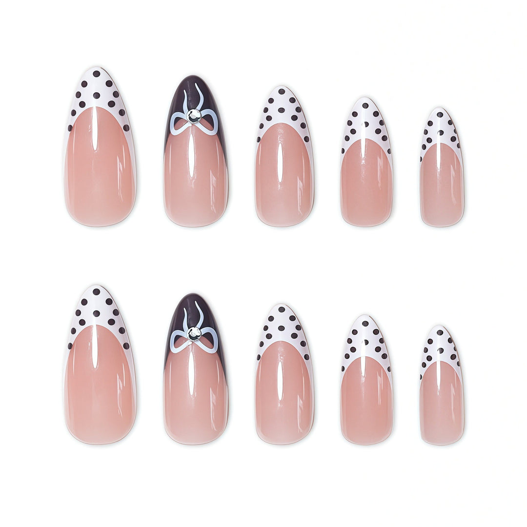 Artistic Nail Art Karnz