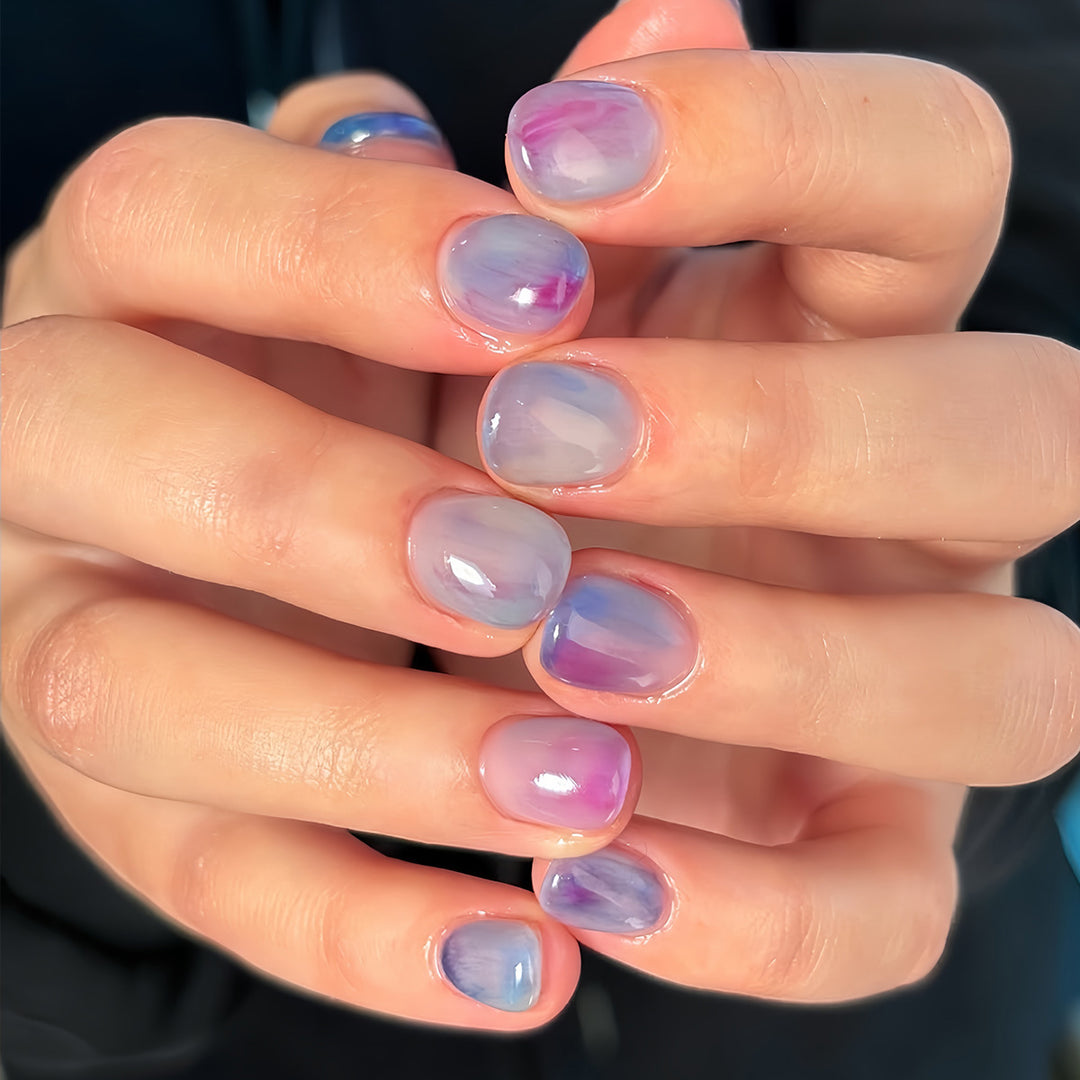 Künstlerische Aquarell-Nagelverlängerungen Karnz