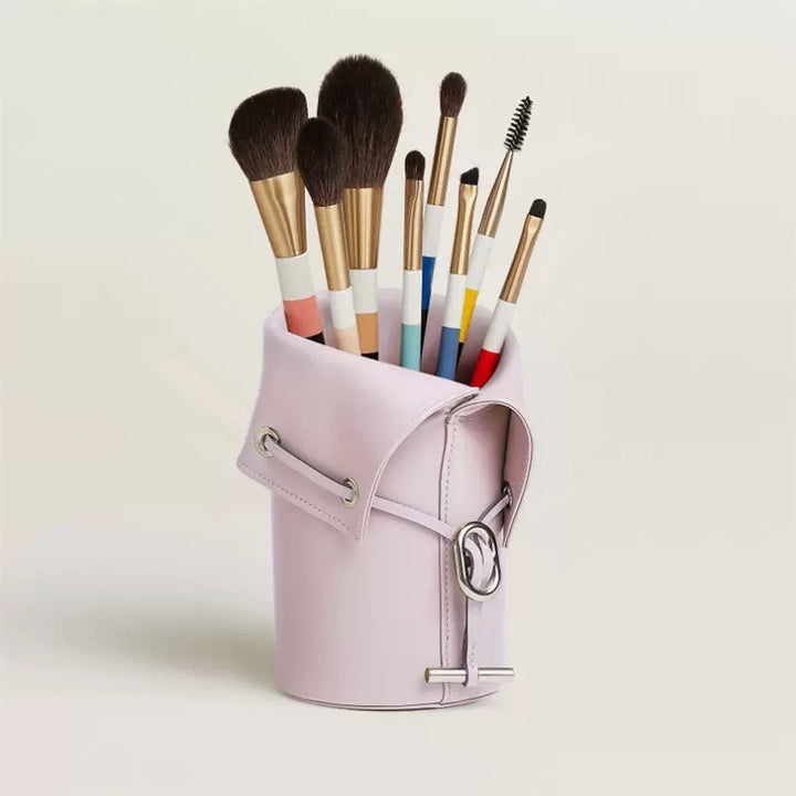 Formschöne Beuteltasche Karnz